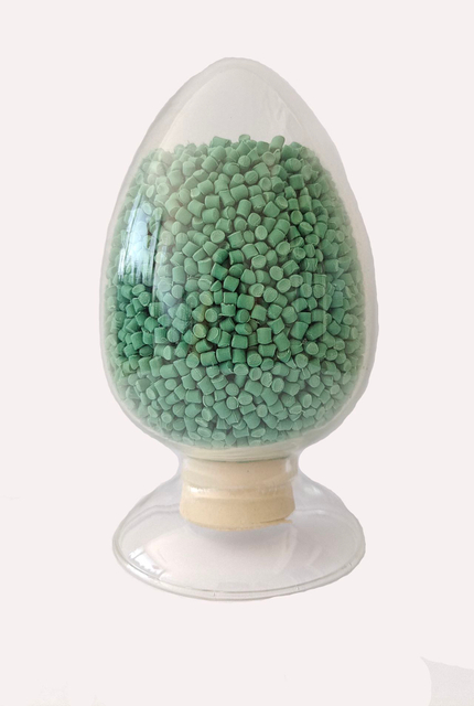 ZC-5324 Irradiação LSZH composto de isolamento LSZH para cabo fotovóticos (125 ℃, preto)