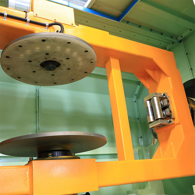 Máquina de encadeamento rígido inteligente ZX-5000, 1000 rpm de alta velocidade, liga de titânio rígida, processamento de precisão de várias camadas