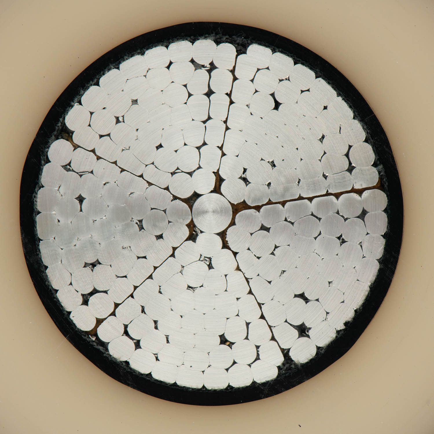 Compreendendo os benef&iacute;cios dos cabos de energia de alta tens&atilde;o para refor&ccedil;o da rede