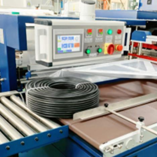 ZX-3000 Automático em enrolamento/correção/embalagem de encolhimento, 500 unidades/hora, estrutura de aço inoxidável, habilitado para IoT