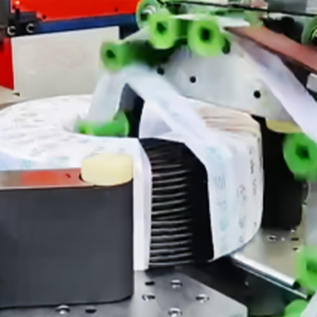 1860 O documento automático de enrolamento, correção e encolhimento do documento da página da máquina de embalagem